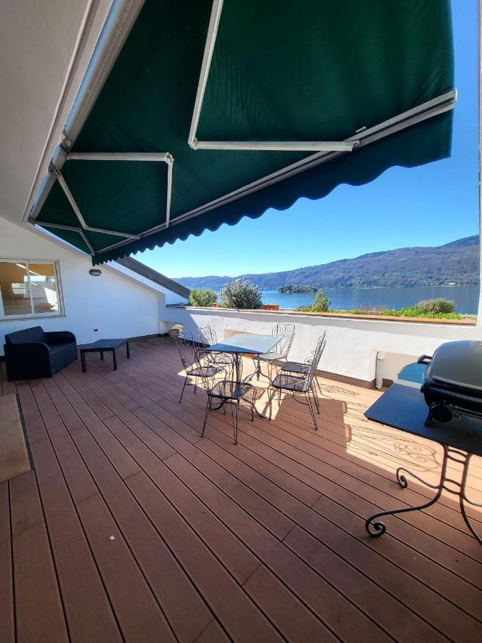 Apartmán Attico Dei Castelli Verbania Exteriér fotografie