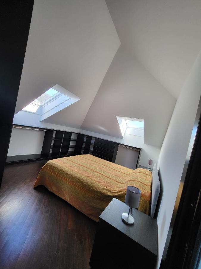 Apartmán Attico Dei Castelli Verbania Exteriér fotografie